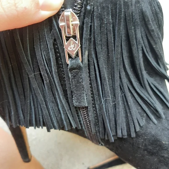 Sam Edelman Black Fringe Size 7.5 Heeled Booties - Picture 7 of 9